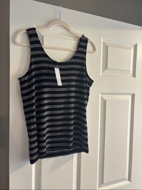 Sleeveless Black Tank with White Dotted Stripe Detail